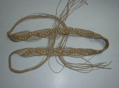 knitting wooden bead belt